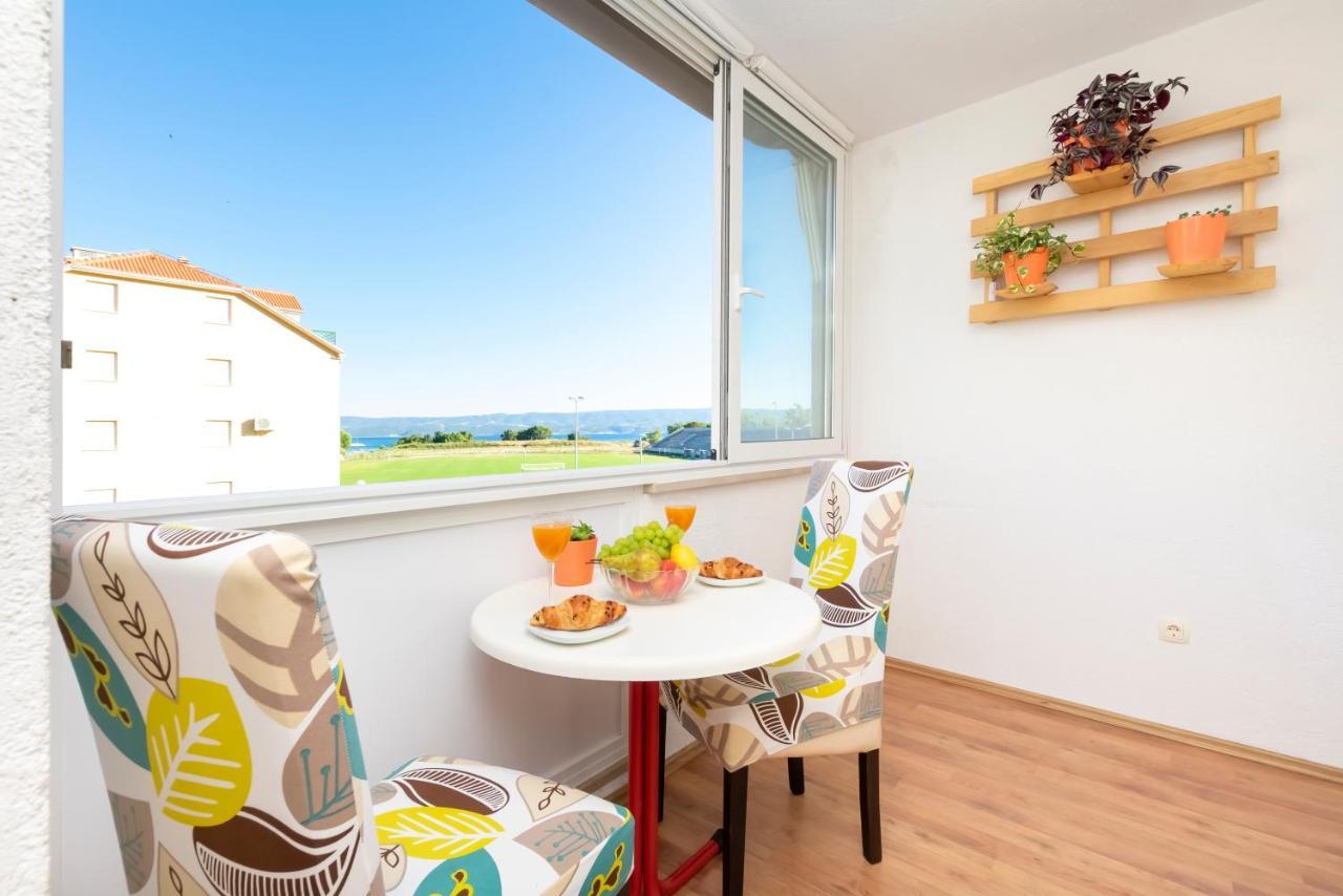 Apartment Pepalo,Omis Free Parking 外观 照片