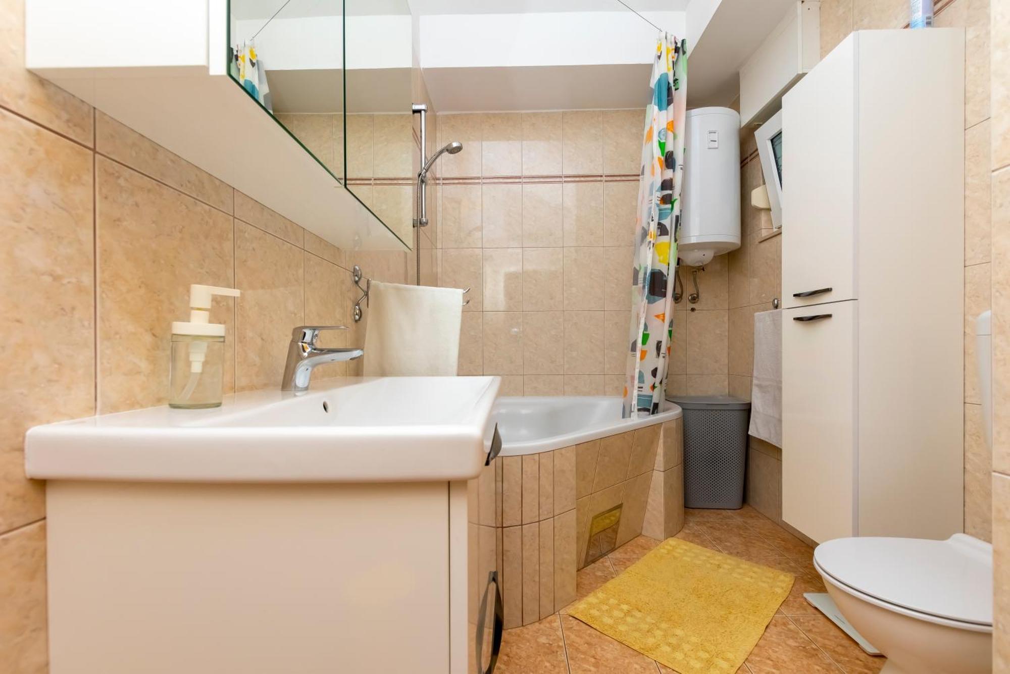 Apartment Pepalo,Omis Free Parking 外观 照片